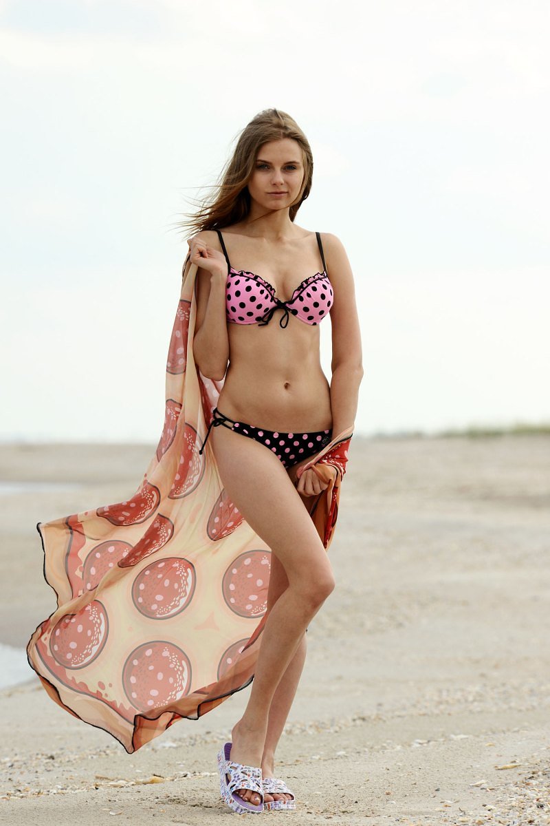 Юлия, 26 лет, 1 размер груди